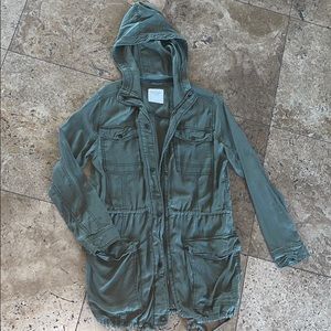 Abercrombie & Fitch zip up jacket size small.